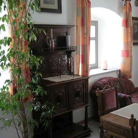 Apartment Hammerschloss Unterklingensporn *