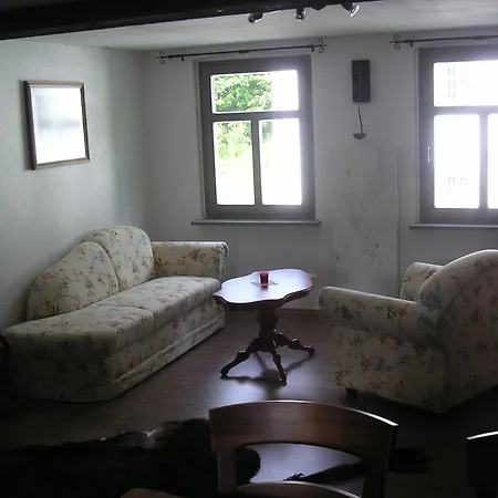 Apartment Hammerschloss Unterklingensporn *